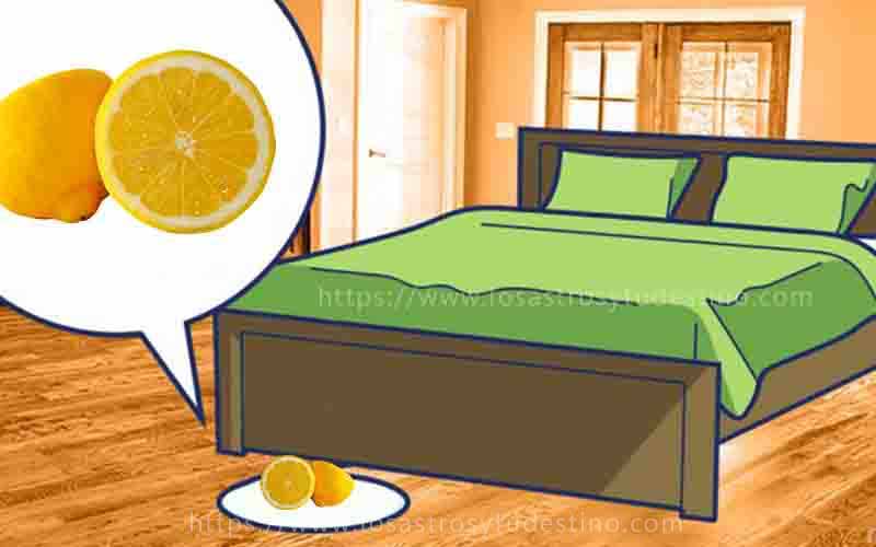¿Por qué es bueno poner un limón cortado en cruz debajo de tu cama?